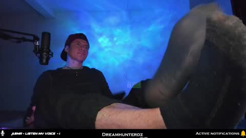 Your lord. - ONLINE  1500 Pm to 2100 Pm - New York Hour online show from October 22, 12:35 am