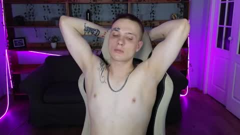 im Kai ntmu online show from April 7, 3:12 pm