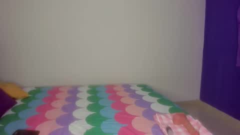 Elian Moreno Moore. online show from May 7, 2:44 am