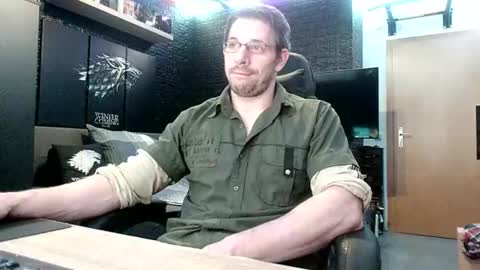 Snapshot of dreamwallker chatting on October 8, 7:51 pm Ioannes Paulus the 2nd online show from October 8, 7:51 pm