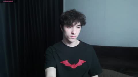 Air online show from April 13, 8:09 pm