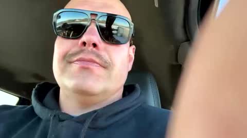 drewboire online show from November 19, 8:09 pm