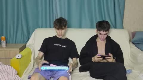 Mark online show from February 20, 5:15 pm