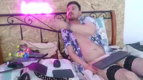 Johnny California online show from March 25, 9:13 am