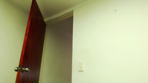 S.K..maorisa98 VIDEOS SEXHARD PPBOY 55TASTEPROTEIN online show from November 5, 12:07 pm