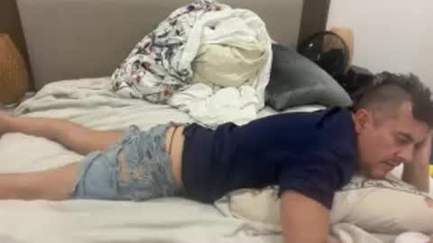 Dude online show from April 1, 4:36 am