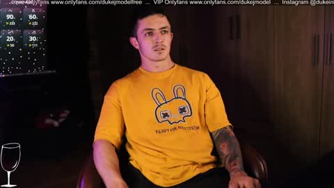 Snapshot of duke_j chatting on January 14, 3:22 am DUKE J              online show from January 14, 3:22 am