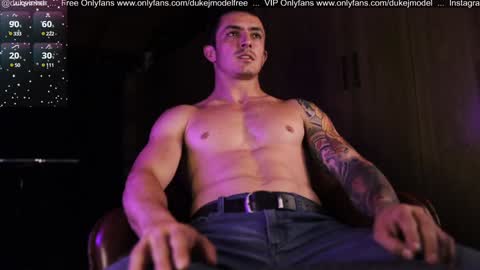 Snapshot of duke_j chatting on January 31, 3:52 am DUKE J              online show from January 31, 3:52 am