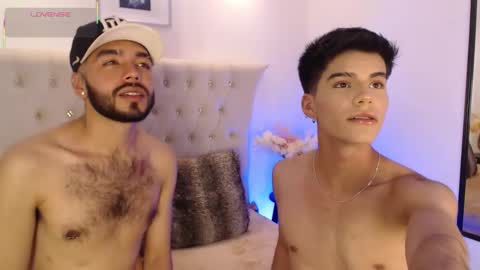 Dulcey online show from December 5, 5:14 am