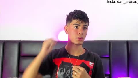 Thomas and Noah online show from April 8, 12:04 pm