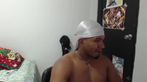 DuragPapi online show from March 9, 11:46 pm