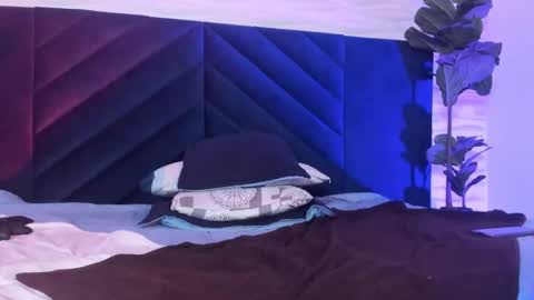 Dustin Sonne online show from February 3, 6:22 am