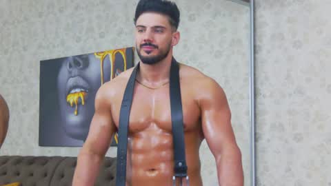 Dustin online show from April 14, 10:26 am