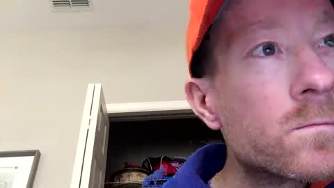 Snapshot of dustinthesweettalker chatting on December 17, 9:16 pm Dustinthesweettalker online show from December 17, 9:16 pm