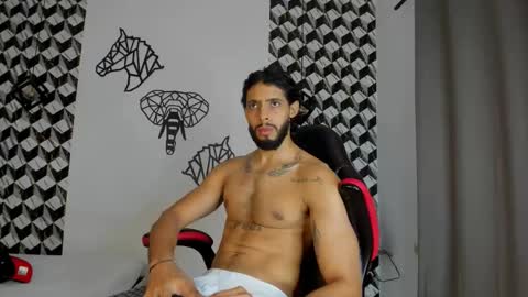 DWAYNIE online show from February 8, 6:33 am