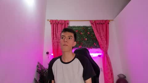 Dylan online show from September 30, 11:47 am