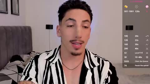 Bryan model independient online show from February 26, 7:14 pm