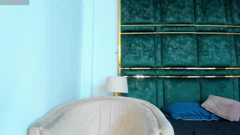 Dylan Taylor online show from February 5, 1:58 am