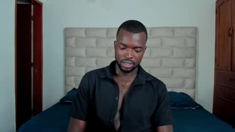 Dylan Taylor online show from November 24, 12:50 pm