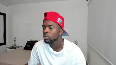 Dylan Taylor online show from February 17, 2:42 am