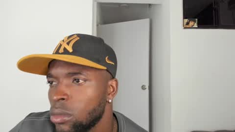 Dylan Taylor online show from September 21, 2:44 am