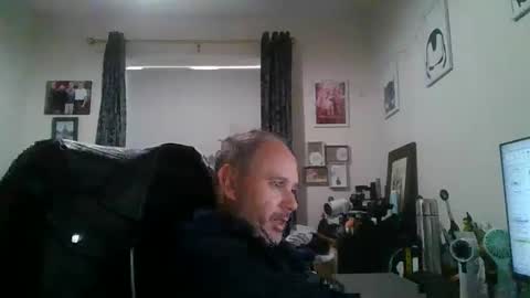 Snapshot of eastmidssoul chatting on October 22, 7:45 am eastmidssoul online show from October 22, 7:45 am