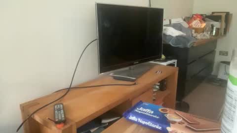 eatwoproject online show from April 10, 4:14 pm