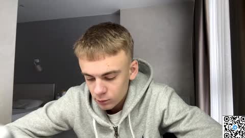 echowraith online show from November 25, 7:54 am