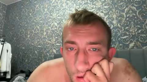 eddy_1994 online show from July 7, 5:40 am