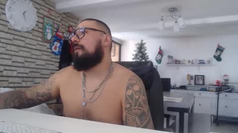 edgarram83 online show from November 24, 7:26 pm