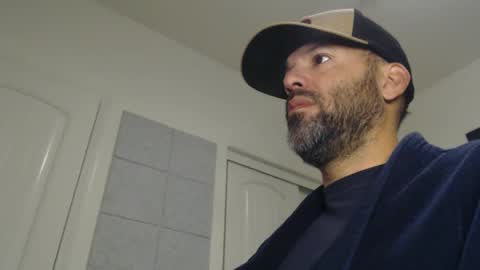 EdgeM online show from December 31, 2:47 pm