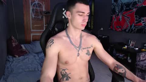 Eduar online show from September 17, 3:02 pm