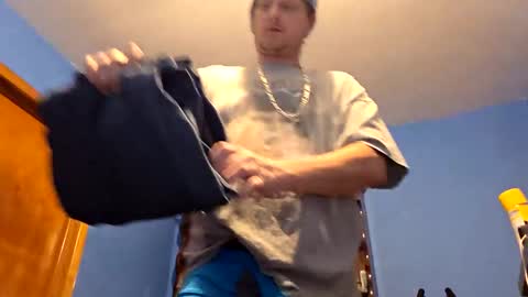 edwardaims_2please online show from November 16, 6:21 pm