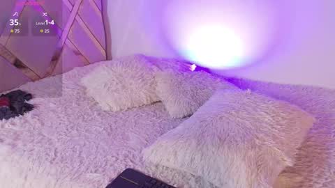 Eiden Blake online show from February 7, 1:13 am