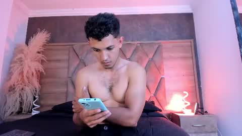 I AM ALONE TODAY EIMY IS A BIT SICK online show from June 13, 7:01 pm