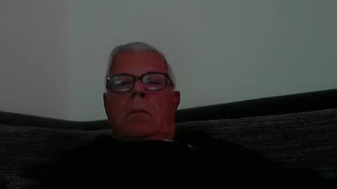 Snapshot of eisbaer1957 chatting on October 12, 4:01 pm eisbaer1957 online show from October 12, 4:01 pm