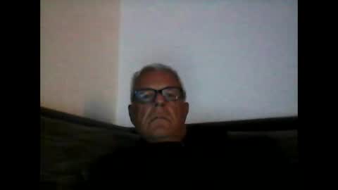 Snapshot of eisbaer1957 chatting on October 10, 8:35 pm eisbaer1957 online show from October 10, 8:35 pm
