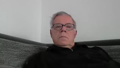 Snapshot of eisbaer1957 chatting on February 23, 7:49 am eisbaer1957 online show from February 23, 7:49 am