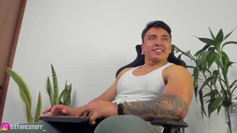 EITHAN CONOR online show from September 15, 2:03 am