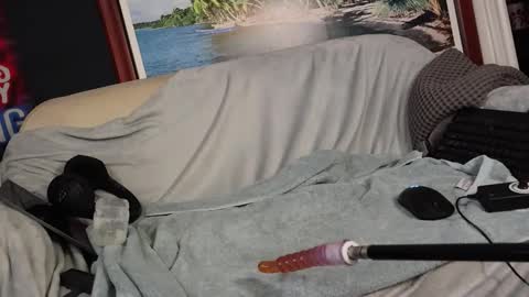 elephantrunkman online show from November 9, 5:11 am