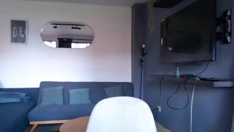 Elian online show from November 9, 5:17 pm