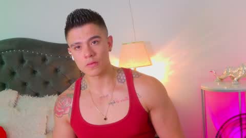 Elian online show from May 23, 8:36 pm