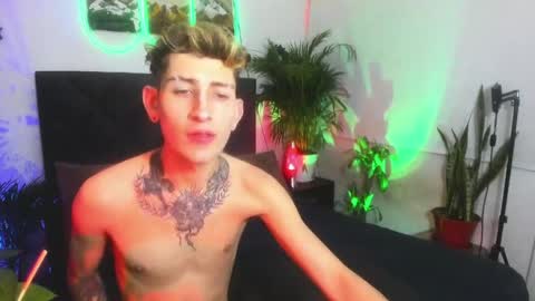 eliann_adam online show from April 10, 10:44 am
