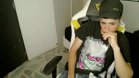 Snapshot of elii_797 chatting on October 15, 3:41 pm bby-santy online show from October 15, 3:41 pm