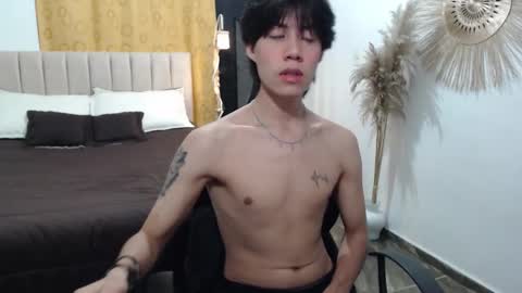 ELIO online show from November 12, 9:15 am