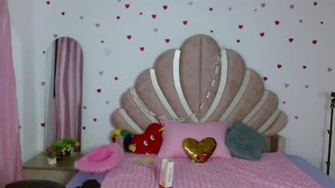 elio_fox online show from April 1, 1:41 pm