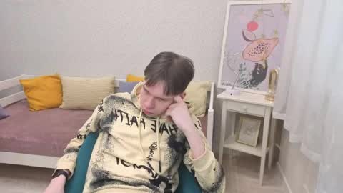 eliotmars online show from April 21, 12:22 pm