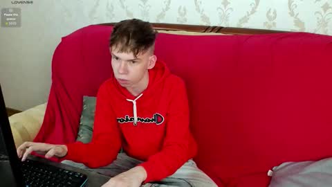 elliot_mars_ online show from September 25, 6:18 pm