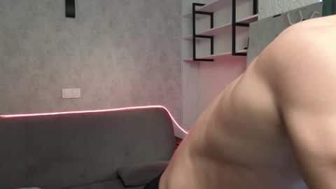 elliot_muscle04 online show from October 14, 10:11 am