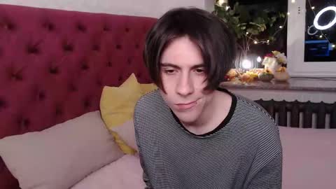 ellis_rin online show from November 22, 8:41 pm